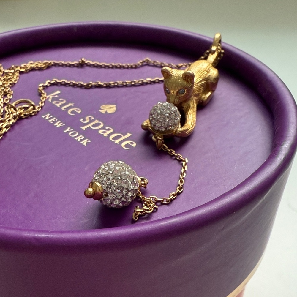 Kate Spade Cat and Yarn Necklace EUC